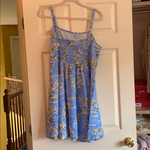 NWT. Gap Blue Hawaiian dress - Picture 4 of 7